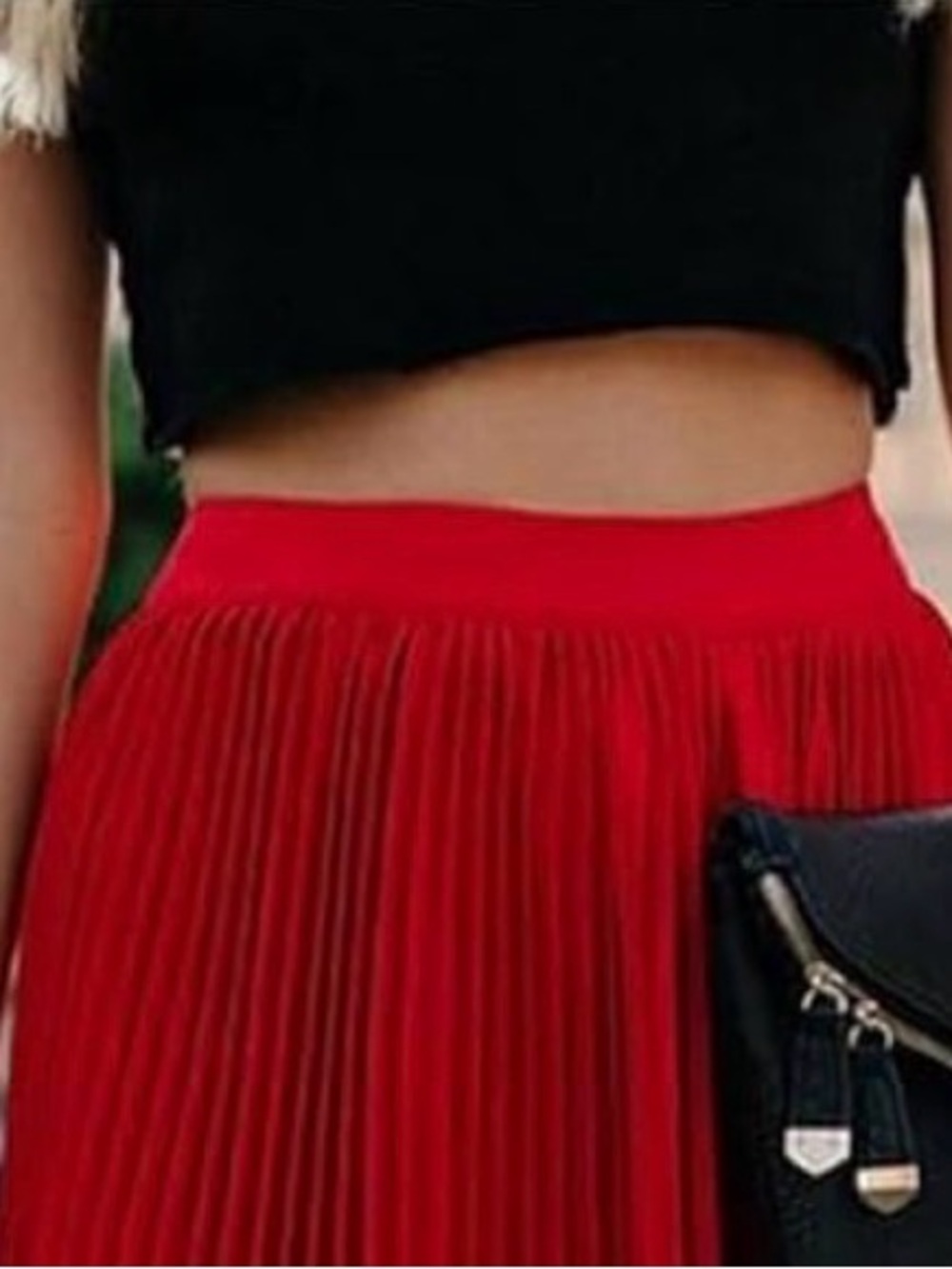 Ann Taylor Red Pleated Maxi Skirt - Picture 2 of 4